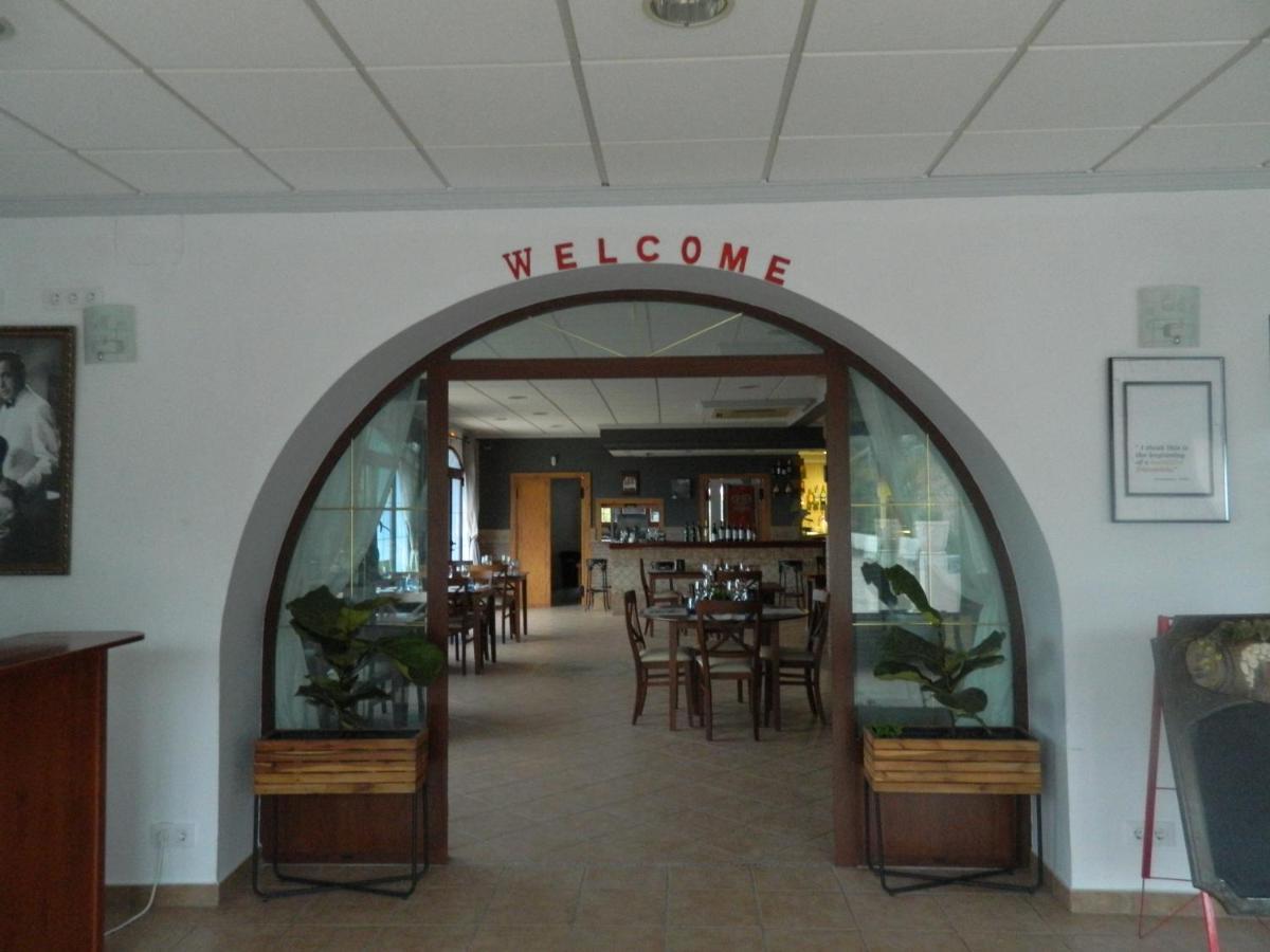 Hotel Restaurant Baladrar เบนิสซา ภายนอก รูปภาพ